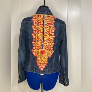 Customized Izod denim jacket with beautiful applique on back